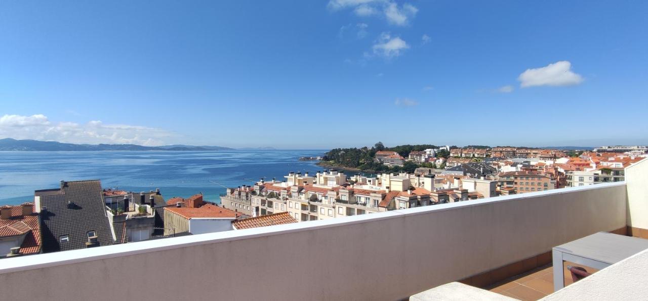 Atico Con Amplia Terraza Y Espectaculares Vistas Lägenhet Sanxenxo Exteriör bild