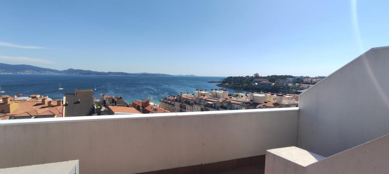 Atico Con Amplia Terraza Y Espectaculares Vistas Lägenhet Sanxenxo Exteriör bild