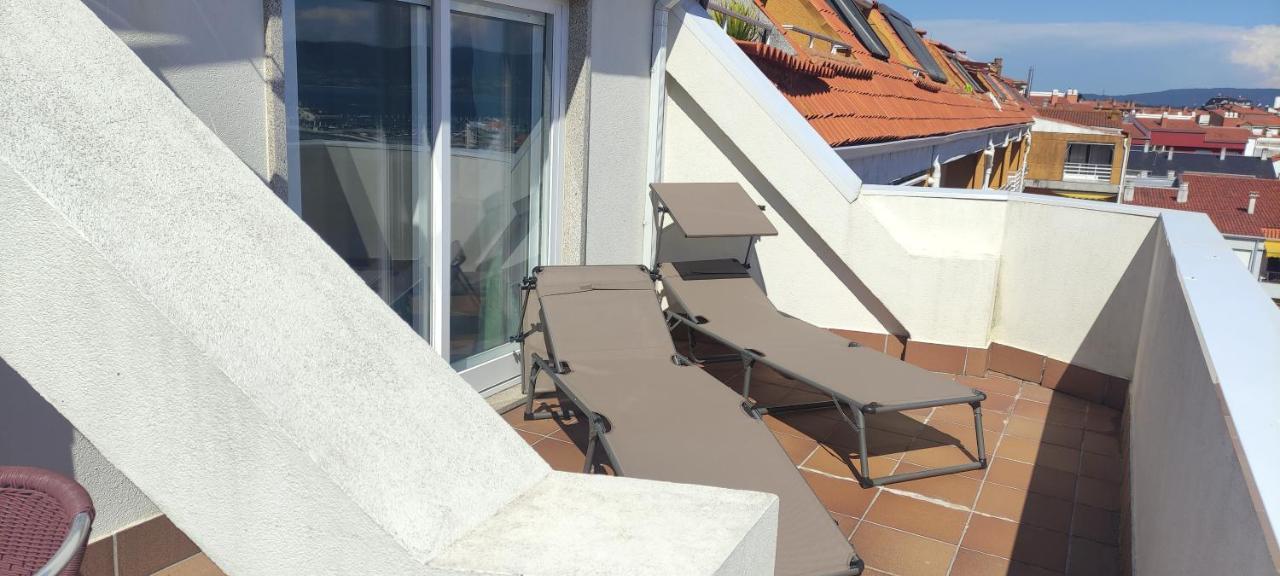 Atico Con Amplia Terraza Y Espectaculares Vistas Lägenhet Sanxenxo Exteriör bild